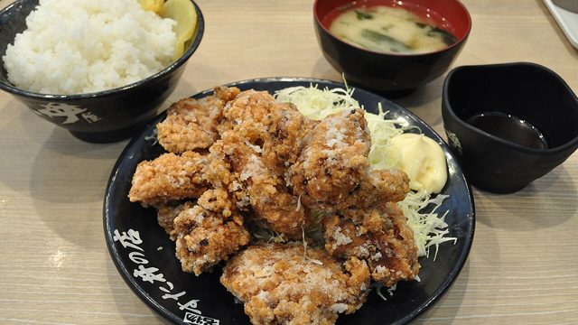 から揚げ定食